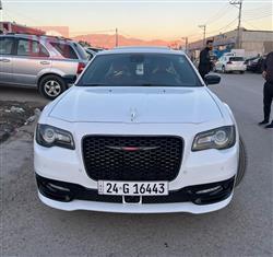 کرایسلەر 300